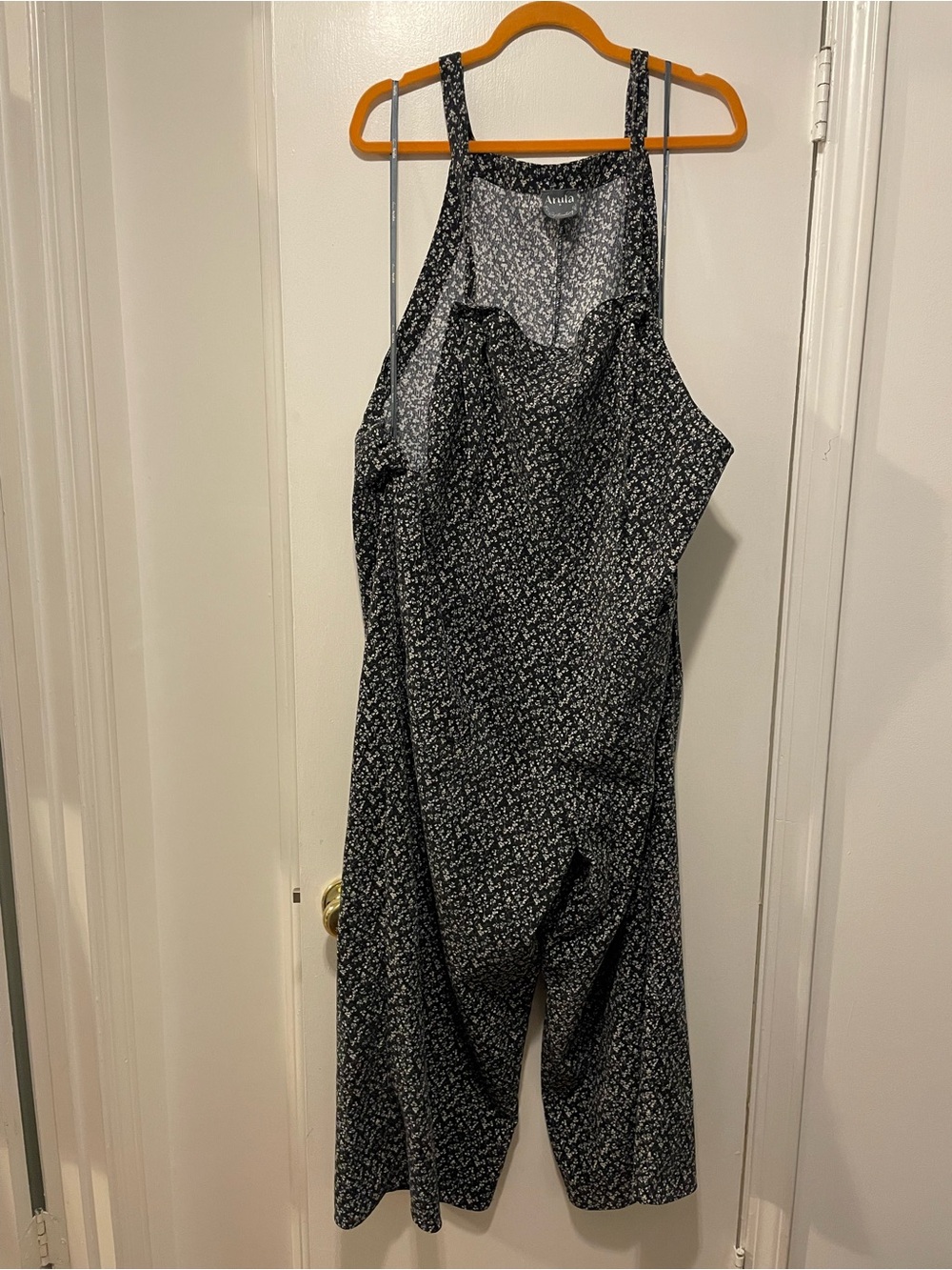 ARULA Black Floral Wide-Strap Floral Jumpsuit Size B (18-20 XXL)
